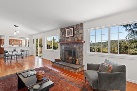 Photo of 100 Camino Sinuoso, SCOTTS VALLEY, CA 95066 (MLS # ML82039625)