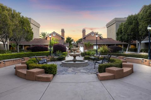 Photo of 401 S Norfolk Street #318, SAN MATEO, CA 94401 (MLS # ML82048190)