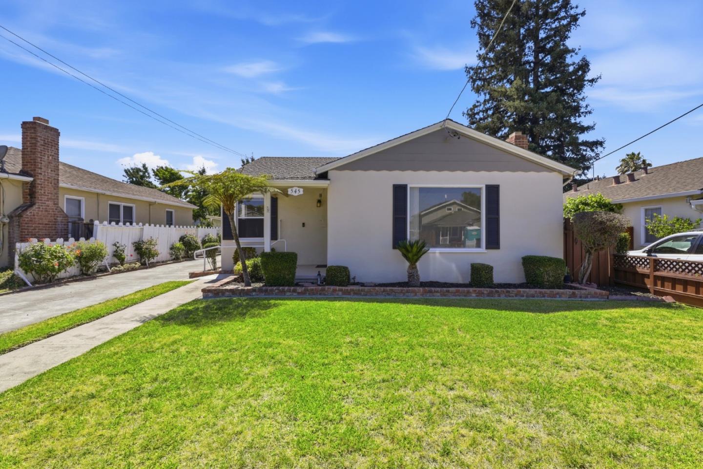 545 Bradley Avenue