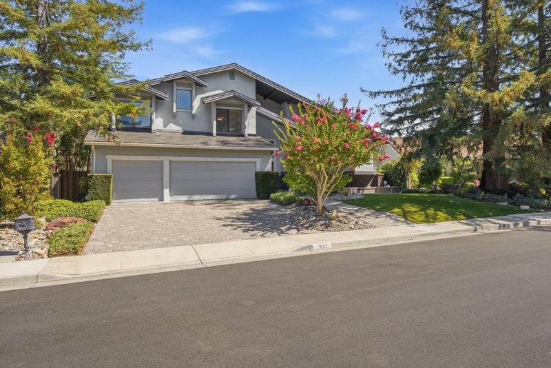 1667 Glenrock Court