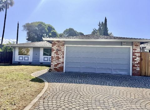Photo of 2030 Sierra Wood Drive, SAN JOSE, CA 95132 (MLS # ML82045012)