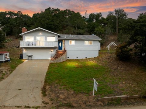 Photo of 6477 Boyer Drive, SALINAS, CA 93907 (MLS # ML82048273)