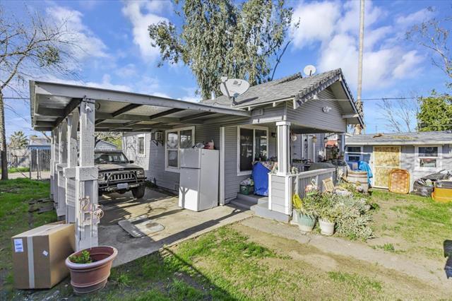 2343 Erickson Street