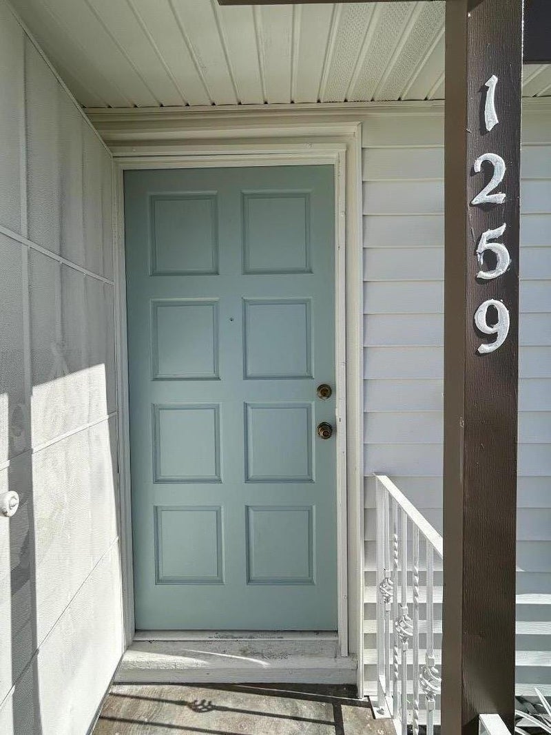 1259 Summit Drive