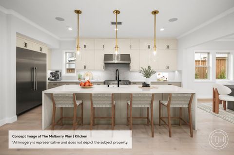 Tiny photo for 2190 Mills Avenue, Menlo Park, CA 94025 (MLS # ML82045224)