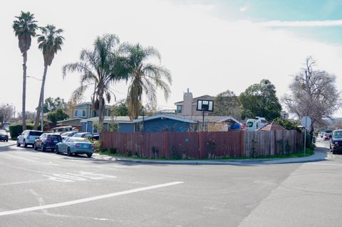 Tiny photo for 18940 Loree Avenue, CUPERTINO, CA 95014 (MLS # ML82036677)