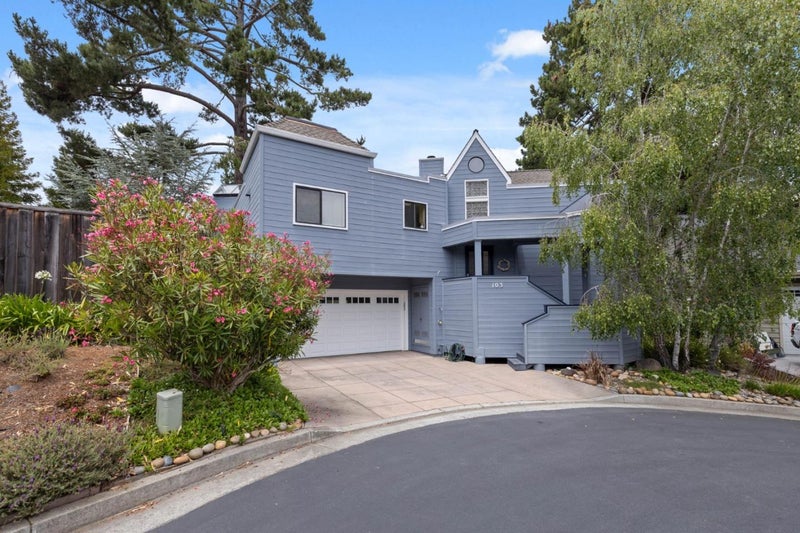103 Dunsmuir Court