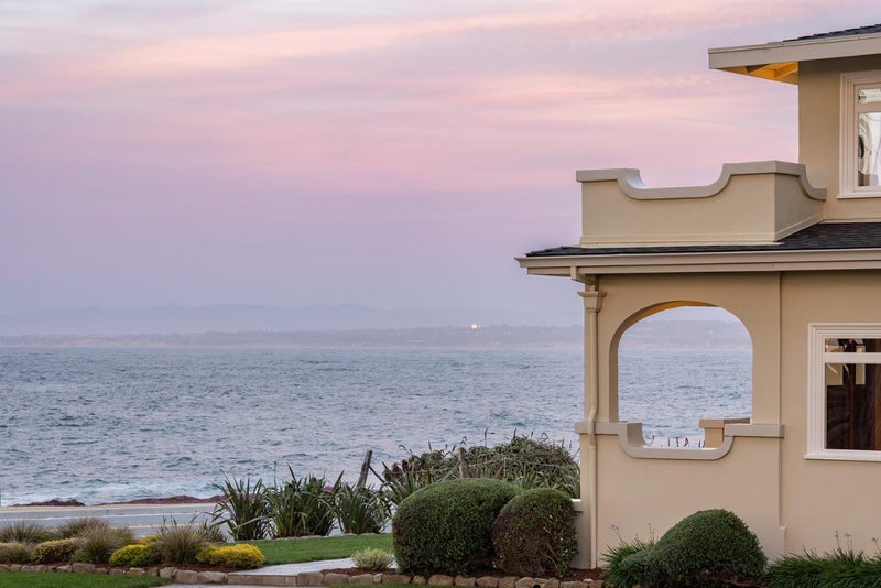 1051 Ocean View Boulevard