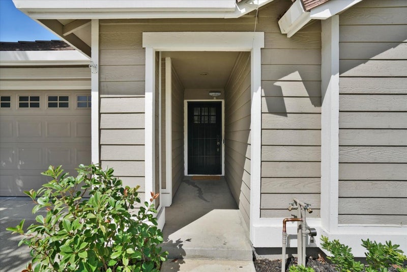 282 Trenton Circle