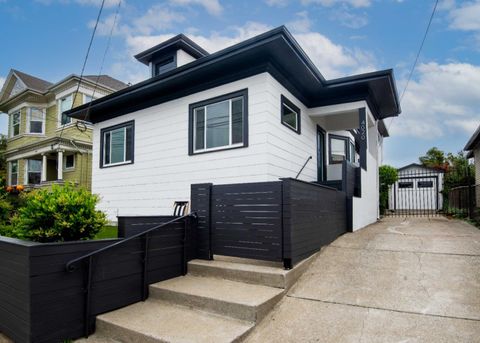 Photo of 4020 West Street, EMERYVILLE, CA 94608 (MLS # ML82041353)