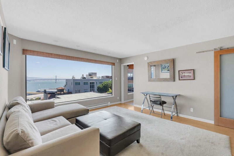 1451 Montgomery Street 6