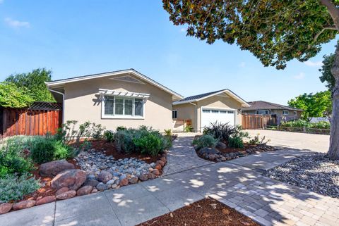 Photo of 1514 Barton Drive, SUNNYVALE, CA 94087 (MLS # ML82042999)