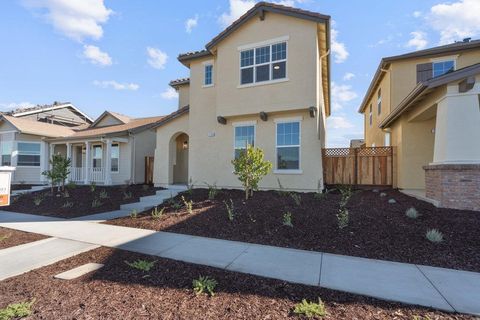 Tiny photo for 778 Livingston Avenue, KING CITY, CA 93930 (MLS # ML82026500)