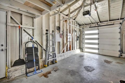 Tiny photo for 413 Ferndale Avenue, South San Francisco, CA 94080 (MLS # ML82028706)