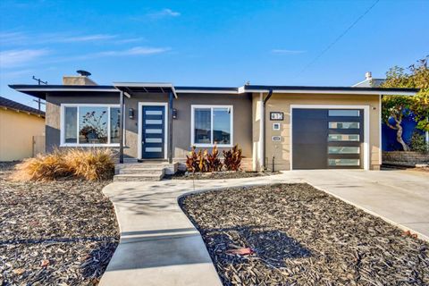 Tiny photo for 413 Ferndale Avenue, South San Francisco, CA 94080 (MLS # ML82028706)