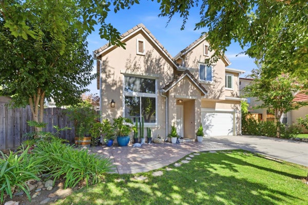 8790 FLORAL ST, GILROY, CA 95020 - Image ca32c8beca6f367dc46267656bc6d068/3731629026