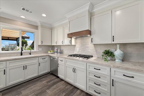 Tiny photo for 2135 Greenwood Avenue, MORGAN HILL, CA 95037 (MLS # ML82041017)