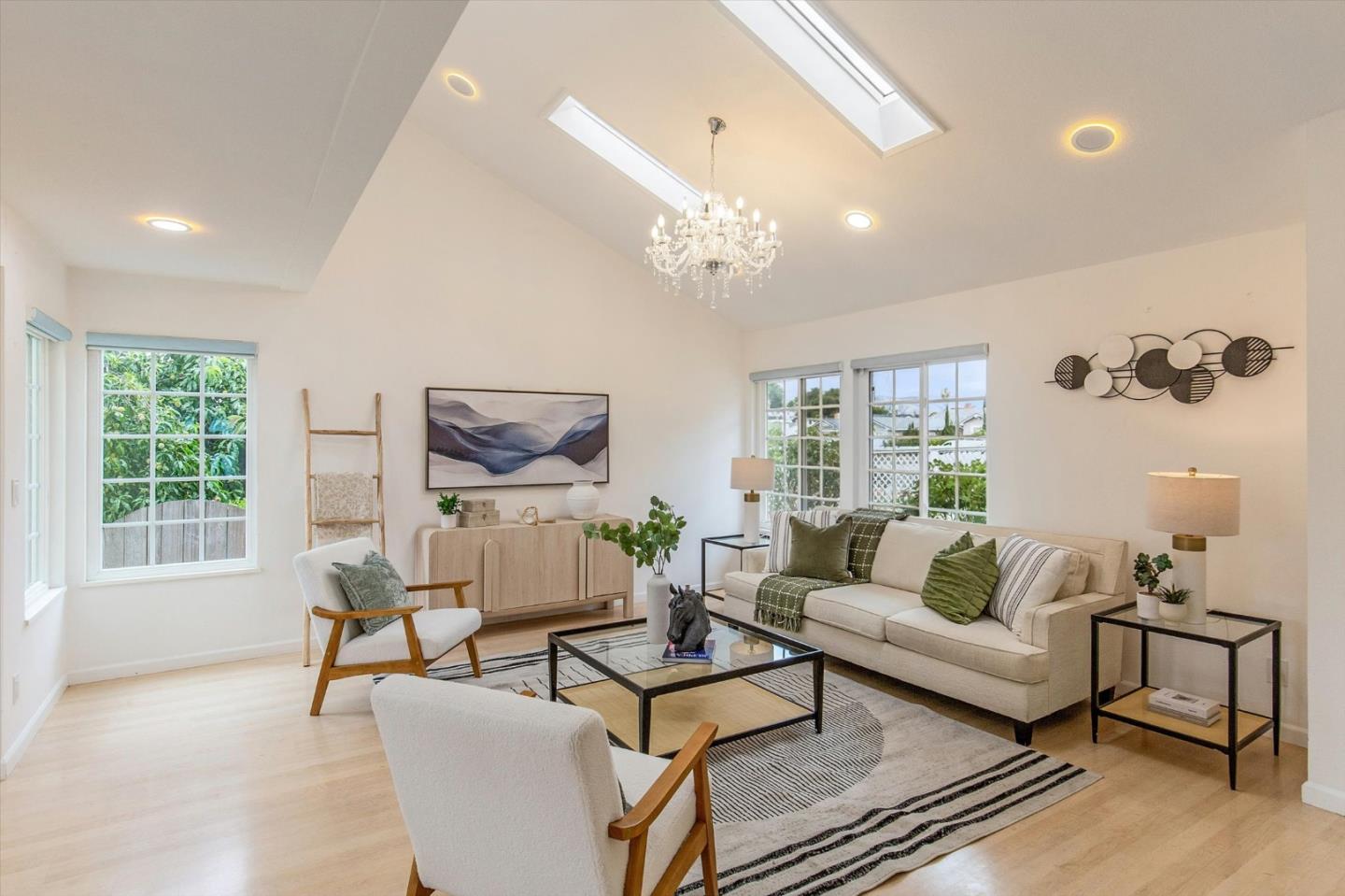 985 Summerfield Drive