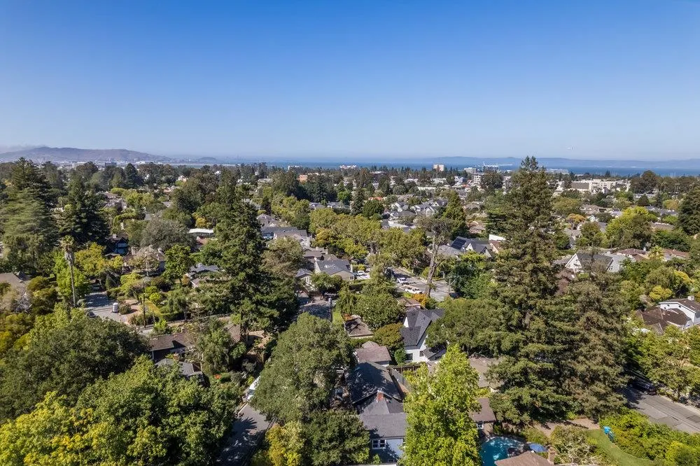 San Mateo, California 94402, United States, 3 Bedrooms Bedrooms, ,2 BathroomsBathrooms,Residential,Active,154251