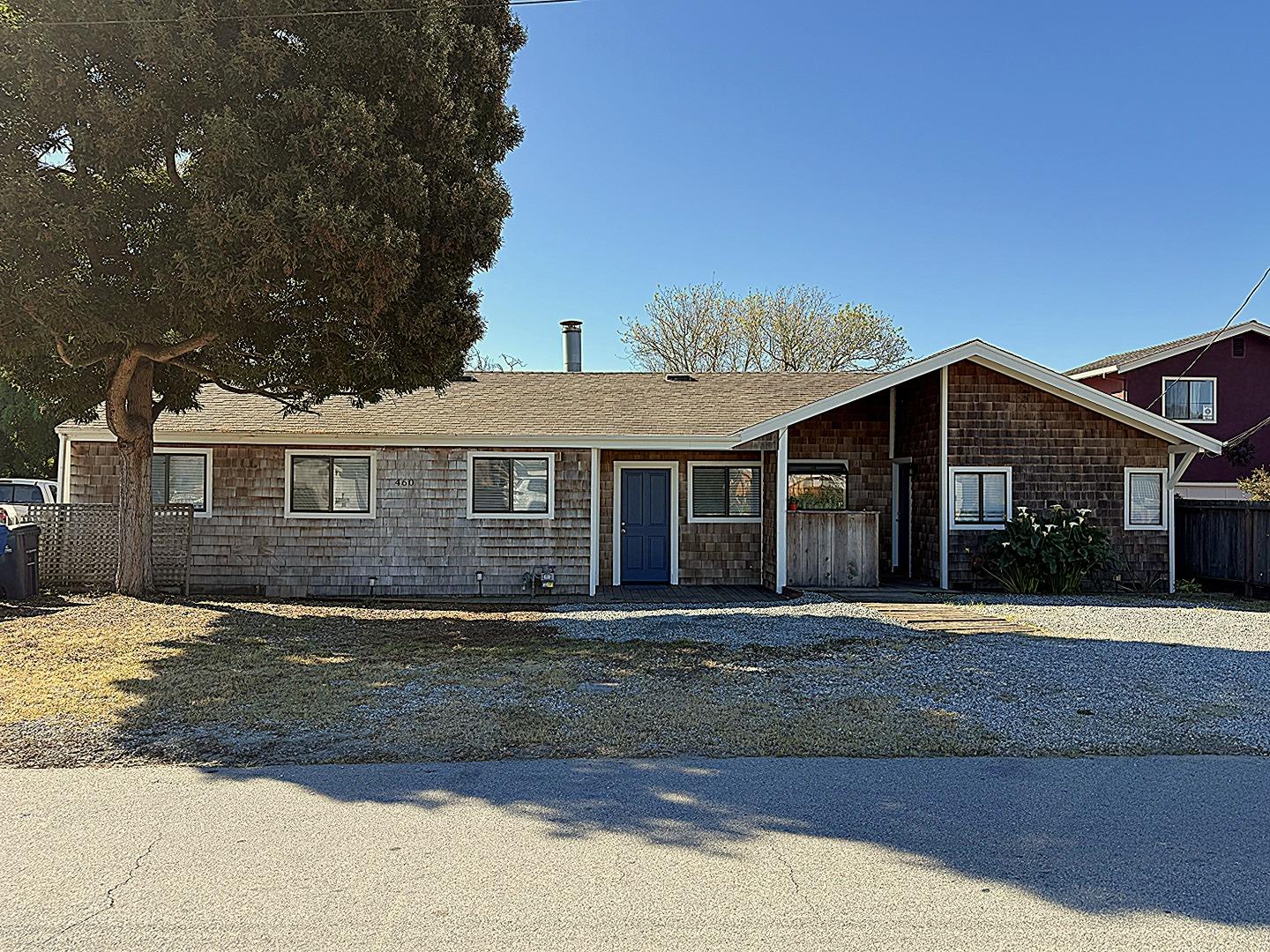 460 Rodriguez Street