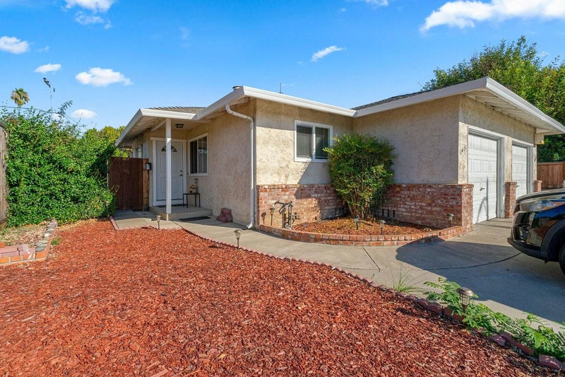 1419 Kooser Road
