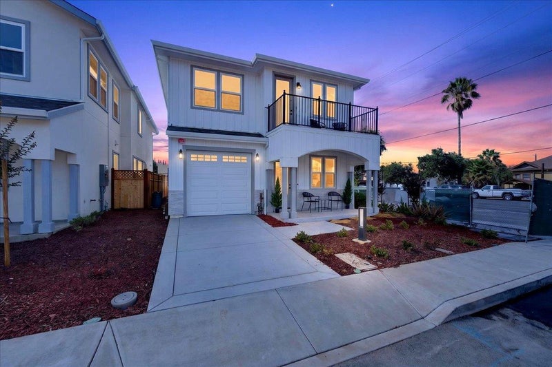 885 Connie Lane