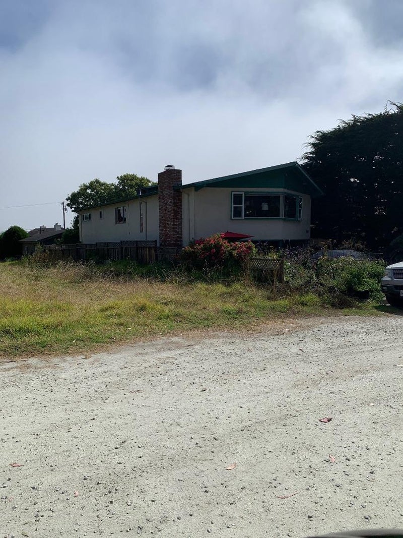 404 Lee Avenue