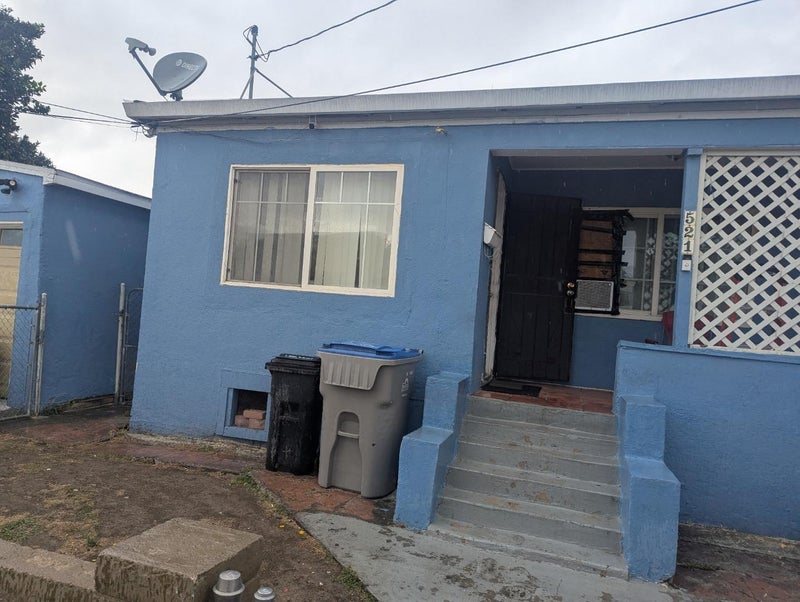 521 Santa Ana Avenue