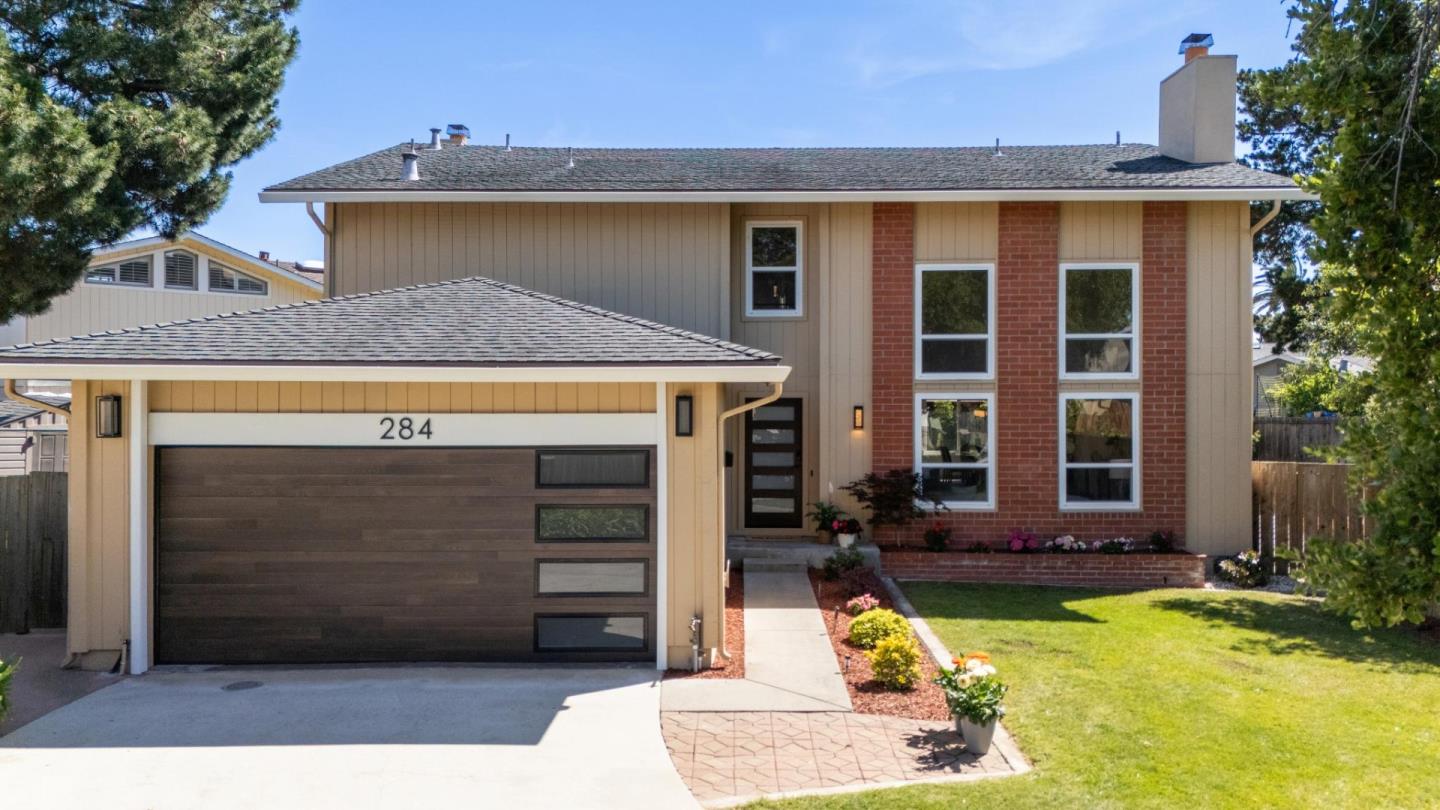 284 Avocet Court