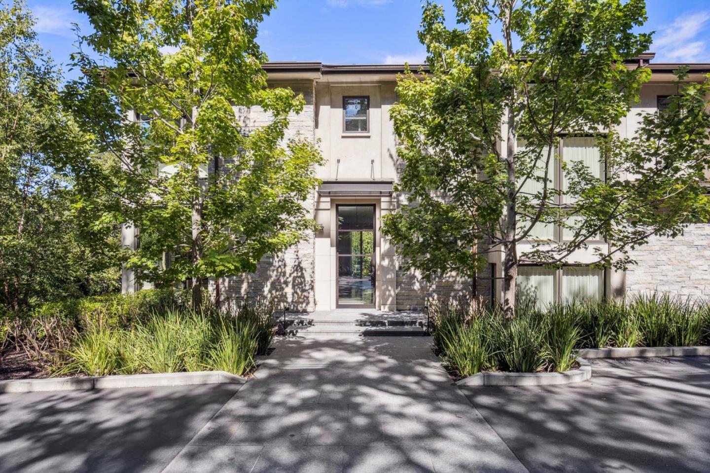 1 Tallwood Court