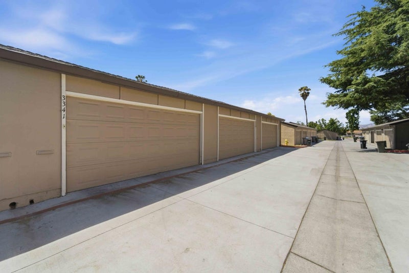 3341 Innerwick Lane