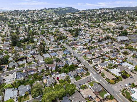 Tiny photo for 19113 San Miguel Avenue, CASTRO VALLEY, CA 94546 (MLS # ML82043388)