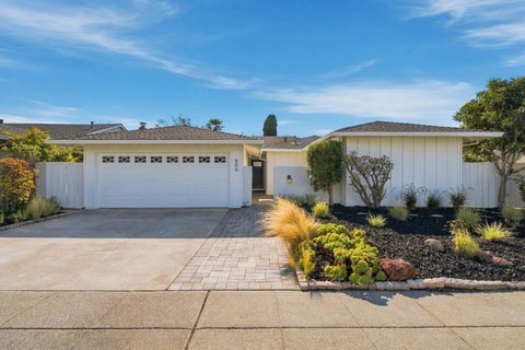 Photo of 806 Chrysopolis Drive, FOSTER CITY, CA 94404 (MLS # ML82065727)