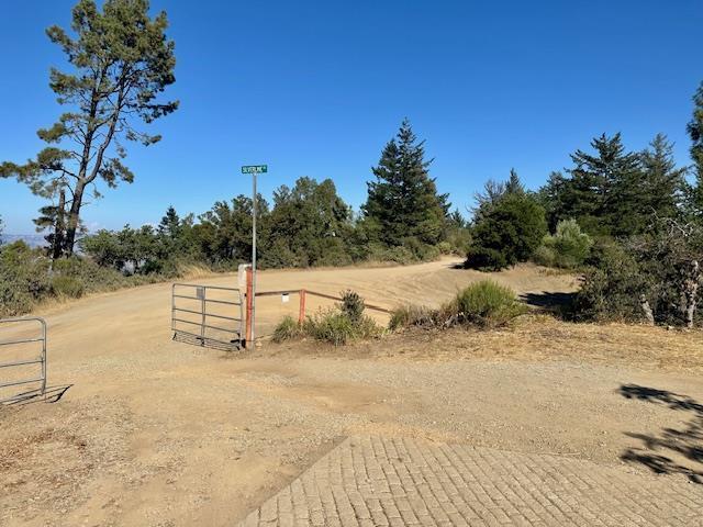 105 Silverline Road