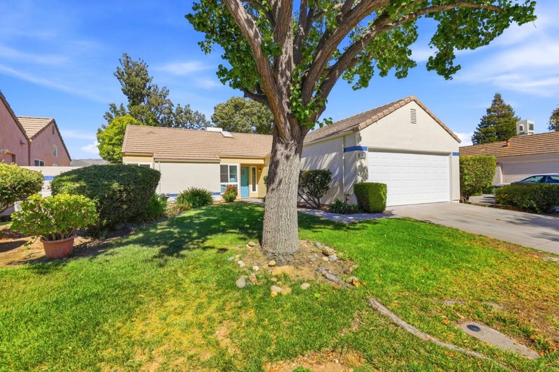 1385 Kelly Park Circle