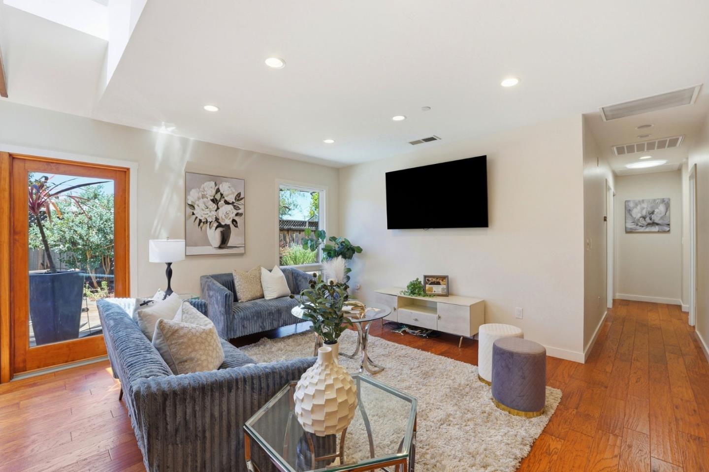 939 Rosette Court