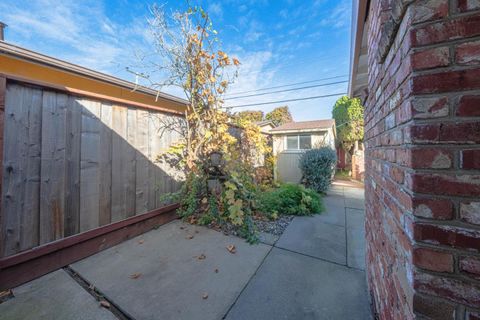 Tiny photo for 826 Central Avenue, SALINAS, CA 93901 (MLS # ML82029622)