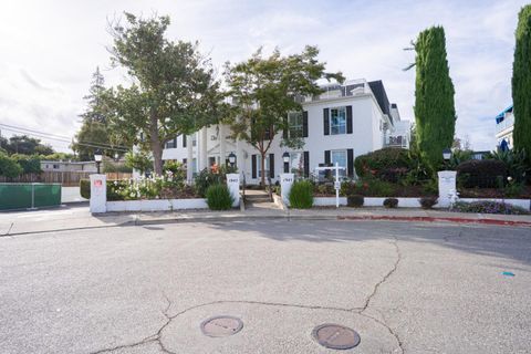 Tiny photo for 1945 Mount Vernon Court #14, MOUNTAIN VIEW, CA 94040 (MLS # ML82026844)