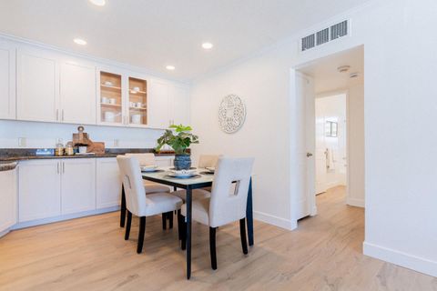 Tiny photo for 1945 Mount Vernon Court #14, MOUNTAIN VIEW, CA 94040 (MLS # ML82026844)