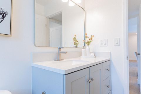 Tiny photo for 1945 Mount Vernon Court #14, MOUNTAIN VIEW, CA 94040 (MLS # ML82026844)