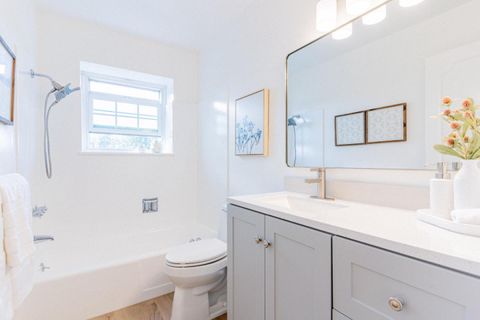 Tiny photo for 1945 Mount Vernon Court #14, MOUNTAIN VIEW, CA 94040 (MLS # ML82026844)