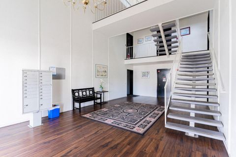 Tiny photo for 1945 Mount Vernon Court #14, MOUNTAIN VIEW, CA 94040 (MLS # ML82026844)