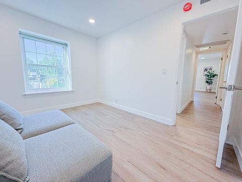 Tiny photo for 1945 Mount Vernon Court #14, MOUNTAIN VIEW, CA 94040 (MLS # ML82026844)