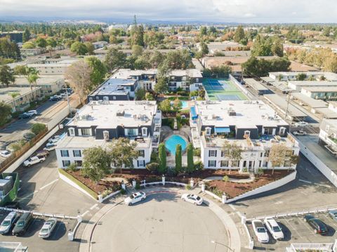 Tiny photo for 1945 Mount Vernon Court #14, MOUNTAIN VIEW, CA 94040 (MLS # ML82026844)