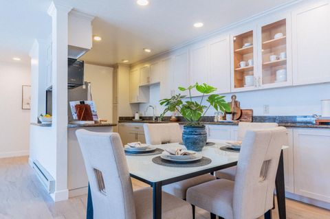 Tiny photo for 1945 Mount Vernon Court #14, MOUNTAIN VIEW, CA 94040 (MLS # ML82026844)