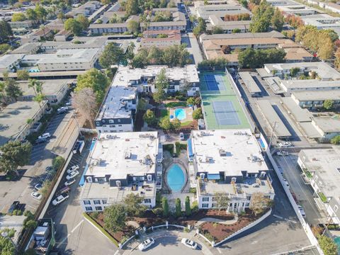 Tiny photo for 1945 Mount Vernon Court #14, MOUNTAIN VIEW, CA 94040 (MLS # ML82026844)