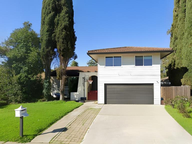 3016 Bettina Way