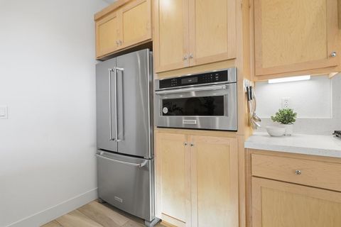 Tiny photo for 3675 Broadcast Common, FREMONT, CA 94538 (MLS # ML82034656)