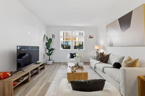 Tiny photo for 3675 Broadcast Common, FREMONT, CA 94538 (MLS # ML82034656)