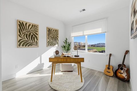 Tiny photo for 3675 Broadcast Common, FREMONT, CA 94538 (MLS # ML82034656)